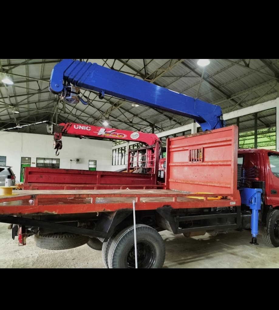 Sewa Crane & Alat Berat Makassar - Makassar, Sulawesi Selatan