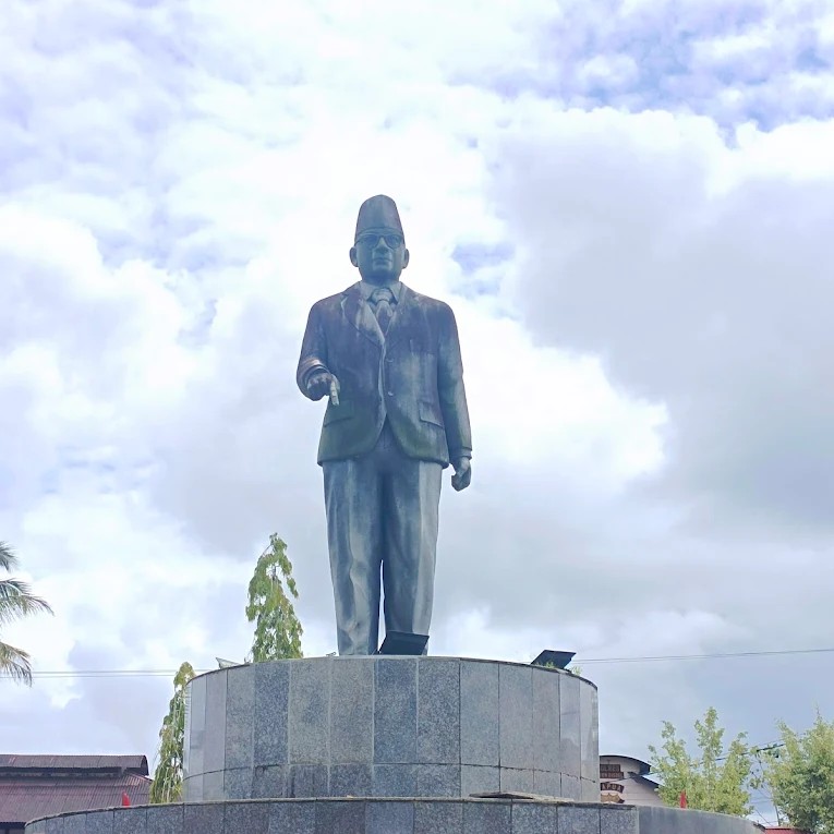 Tugu Monumen Mohamad Hatta - Boven Digoel, Papua