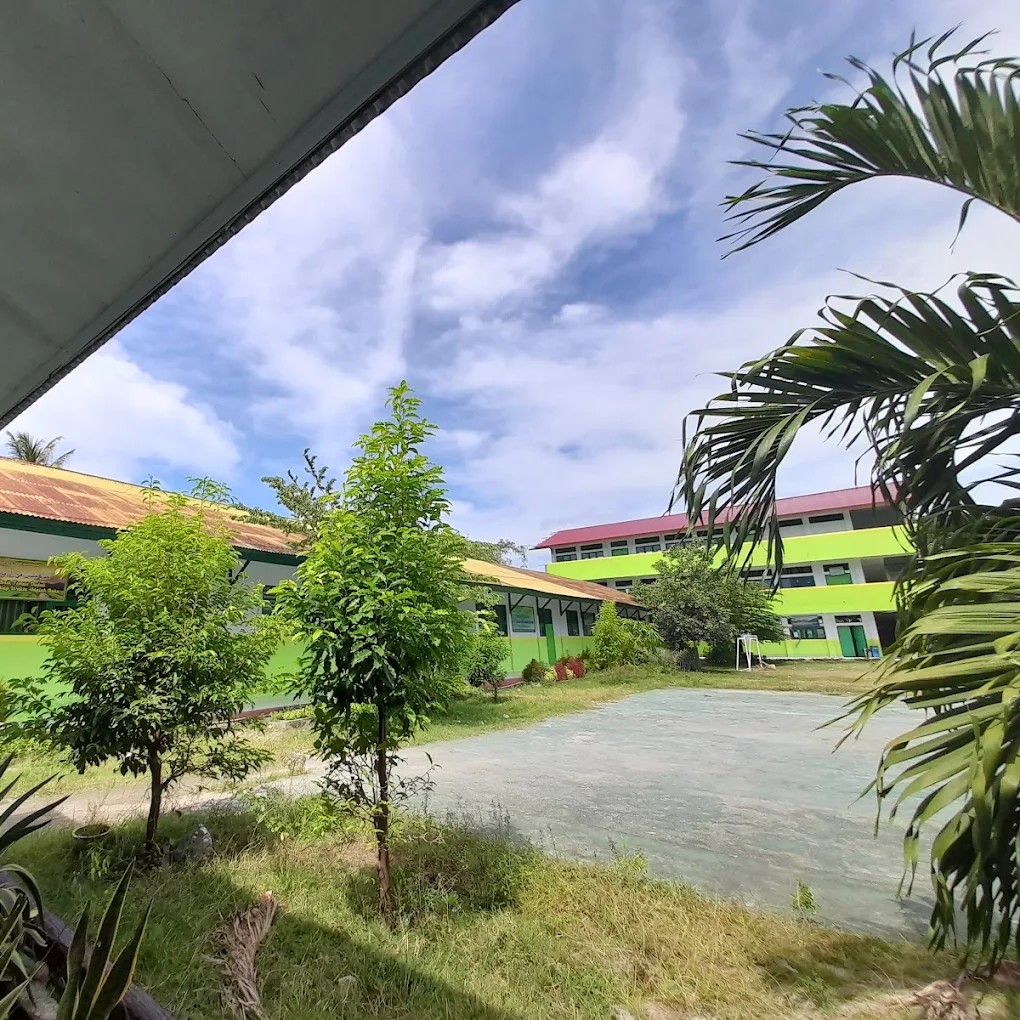 Pondok Pesantran Attanwir SMP Negeri Muhammadiyah - Gorontalo, Gorontalo