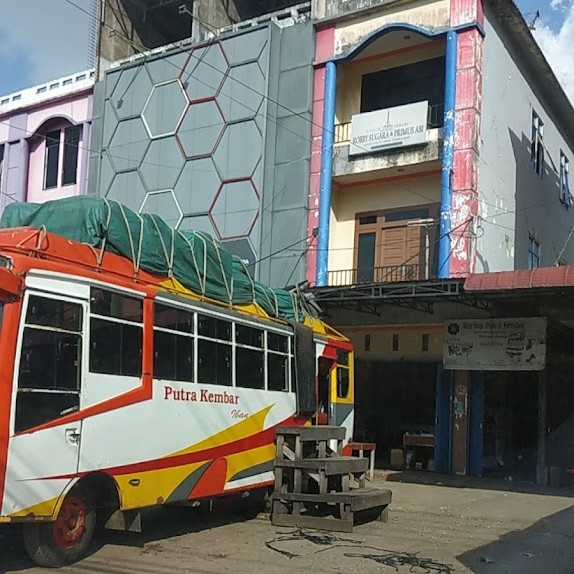 Bus Putra Kembar Iban - Pontianak, Kalimantan Barat