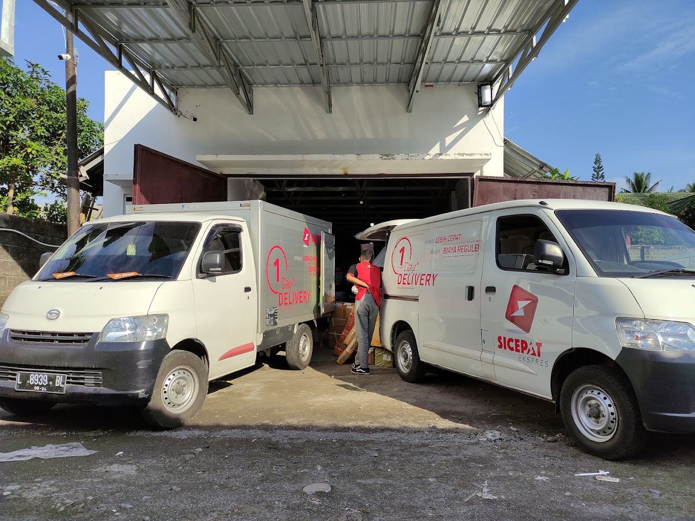 Sicepat Ekspres Jember Cargo - Jember, Jawa Timur