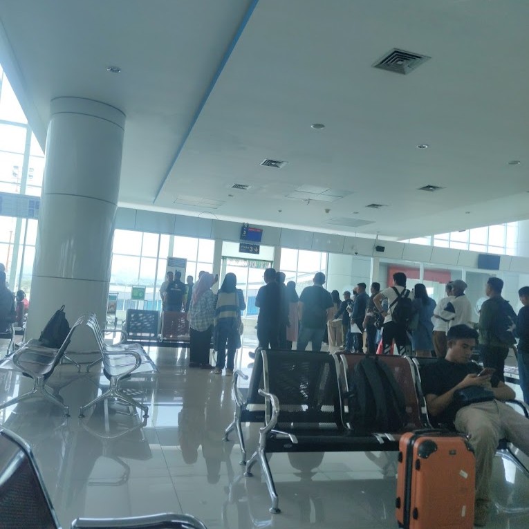 Garuda Cargo Service Center Bandara Jalaluddin Gorontalo - Gorontalo, Gorontalo