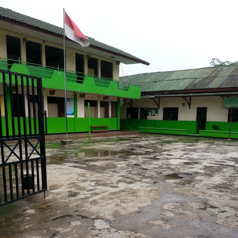 Madrasah Tsanawiyah / Sekolah Menengah Pertama Ikhwanul Muslimin - Bekasi, Jawa Barat