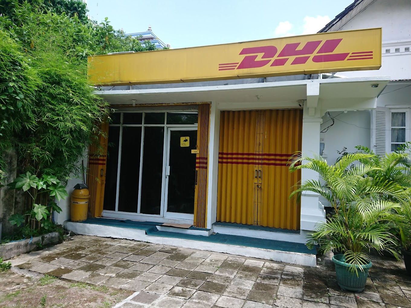 DHL - Jl. Jendral Sudirman, Yogyakarta, Yogyakarta