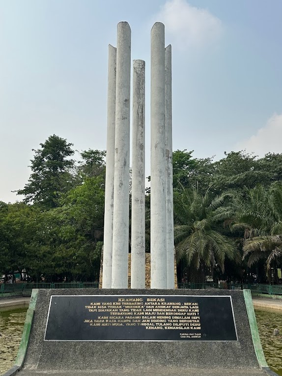 Monumen Perjuangan Rakyat Bekasi Bumi Pramuka Bina Bangsa - Bekasi, Jawa Barat