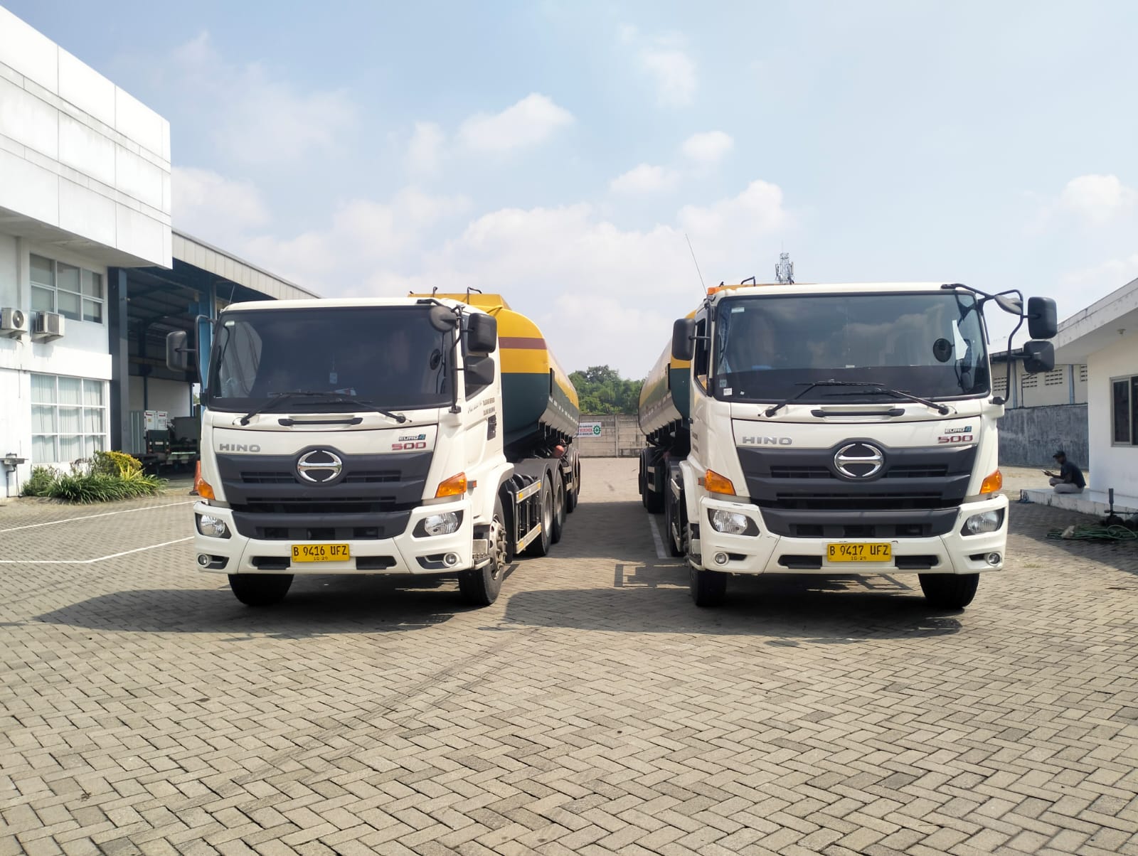 DEALER HINO BANYUWANGI