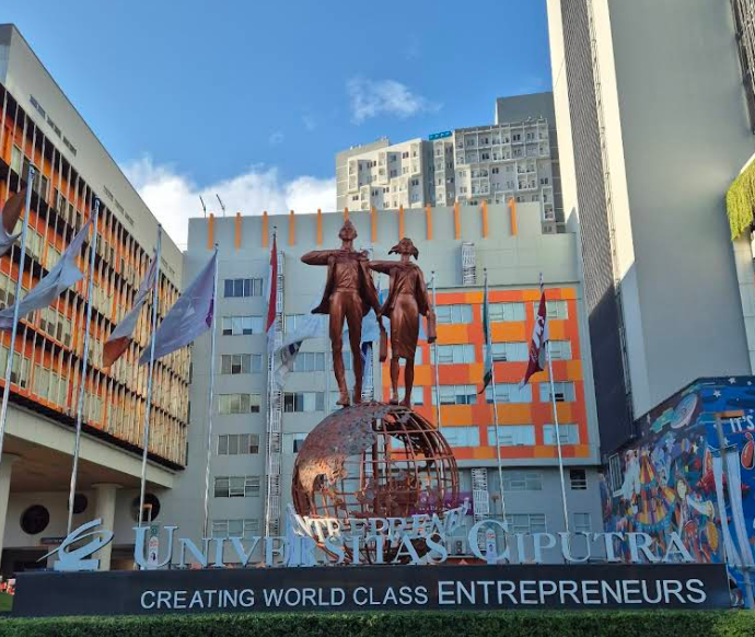 Universitas Ciputra Surabaya