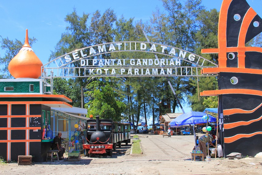 Pantai Gandoriah Pariaman - Pariaman, Sumatera Barat