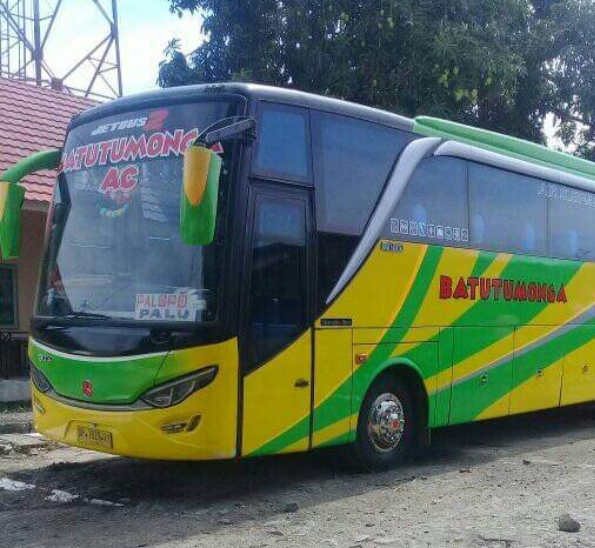 Perwakilan Bus Batutumonga - Toraja Utara, Sulawesi Selatan