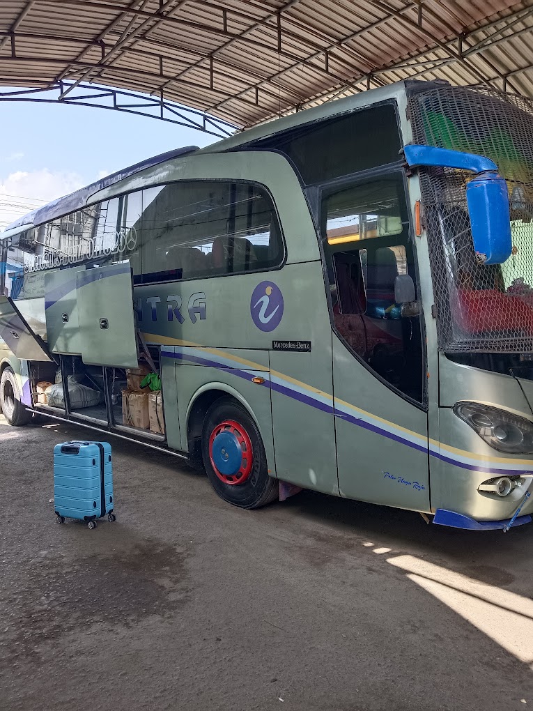 Loket Bus Intra - Pematang Siantar, Sumatera Utara