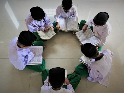 Pondok Pesantren KH Mukhlas - Tegal, Jawa Tengah