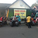 Ayam Goreng dan Nasi Uduk Mbak Tanti - Pati, Jawa Tengah