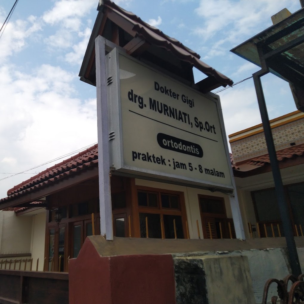 Drg. Murniati, Sp.Ort - Banyumas, Jawa Tengah