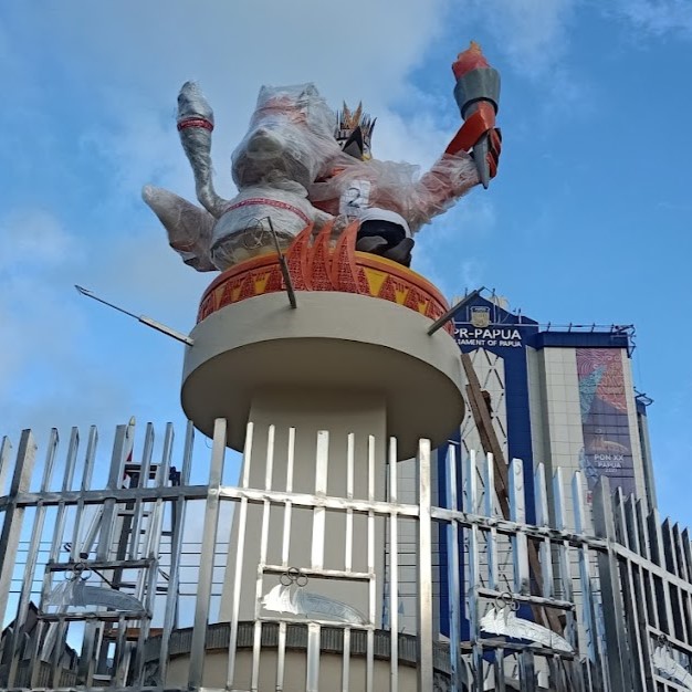 Monumen Patung Maskot PON XX 2021 PAPUA - Kota Jayapura - Jayapura, Papua