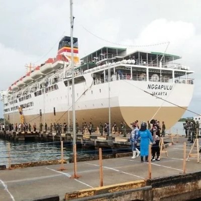 Pelabuhan Yos Sudarso Tual - Tual, Maluku