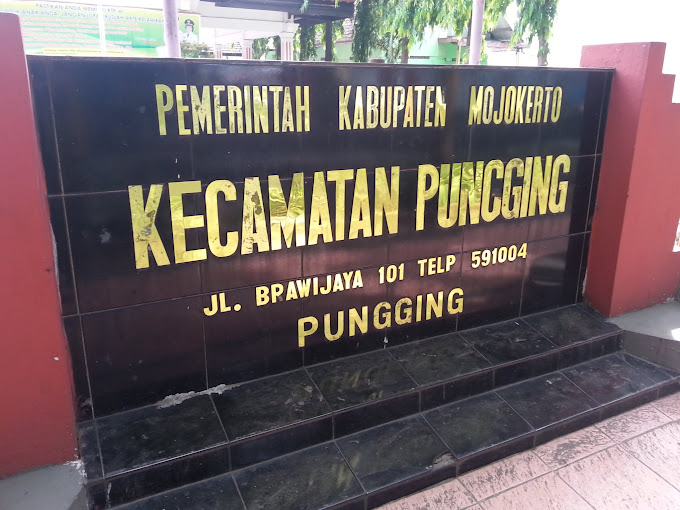 Kantor Kecamatan Pungging, Mojokerto