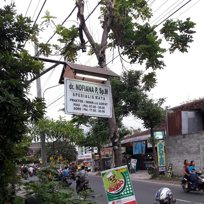 Spesialis Mata, dr. Nofiana P., Sp.M - Tulungagung, Jawa Timur