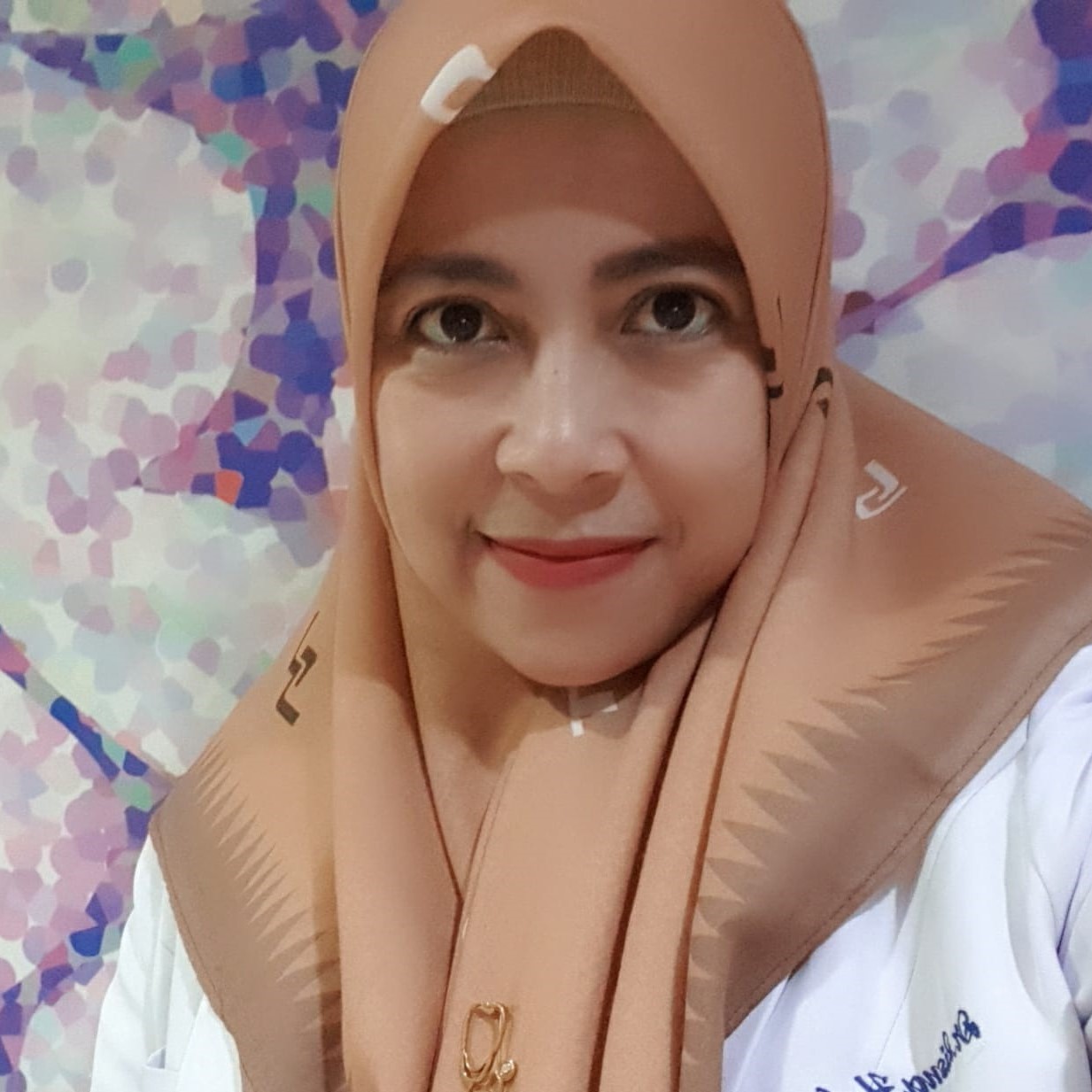 DR. dr. Risna Halim Mubin, SpPD, KPTI - Makassar, Sulawesi Selatan