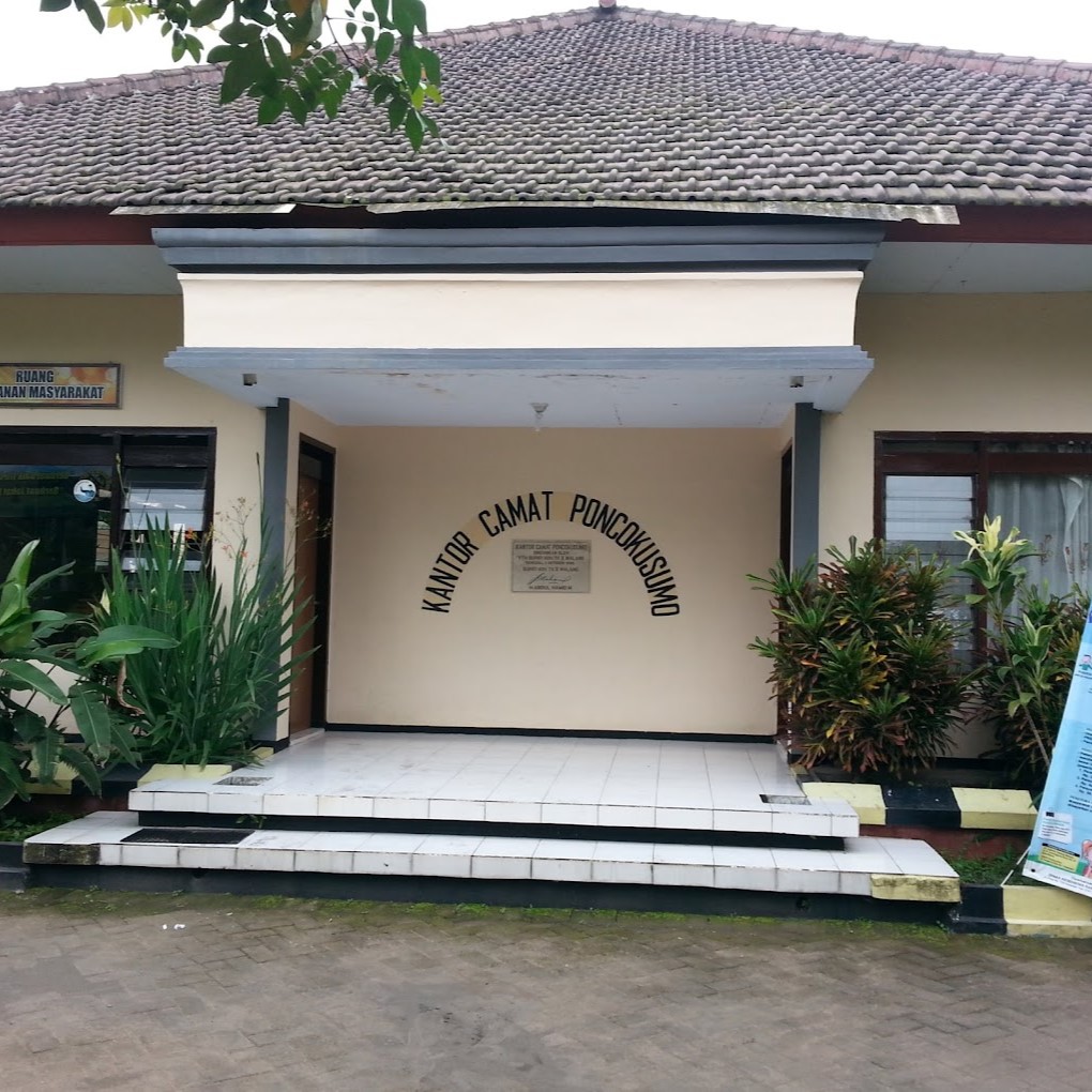 Kantor Kecamatan Poncokusumo, Malang