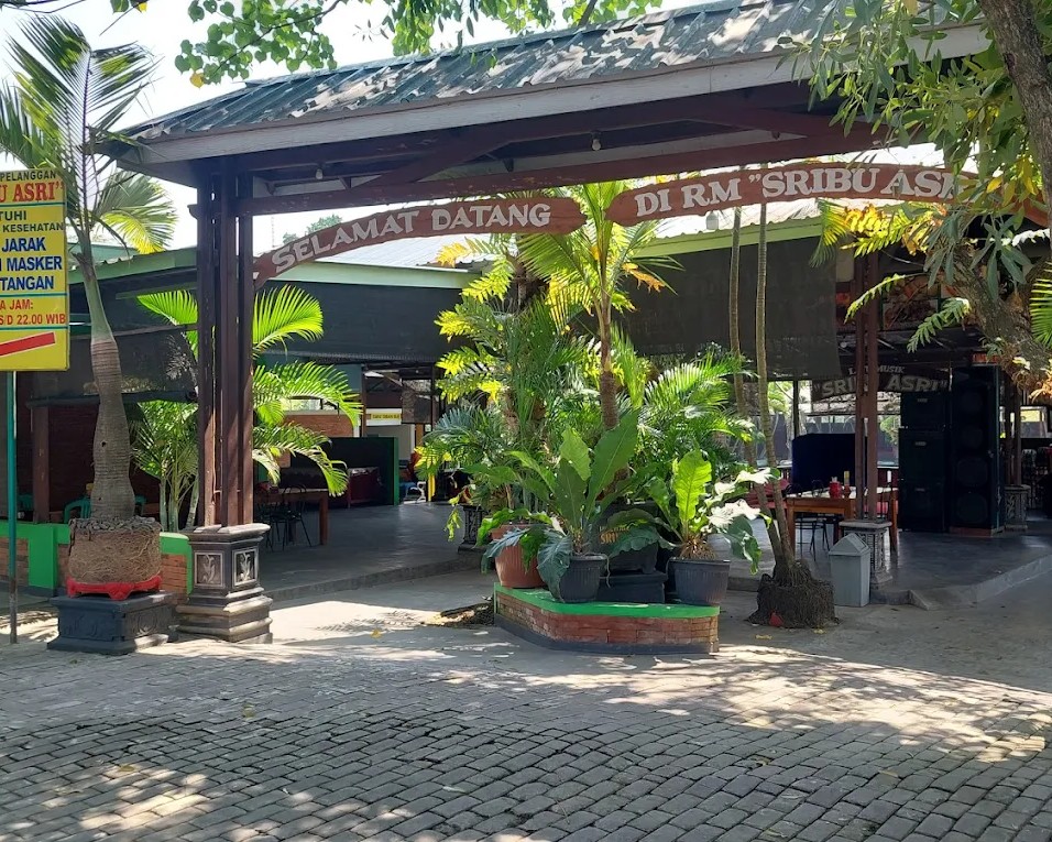 Lesehan dan Pemancingan Sribu Asri - Kediri, Jawa Timur Lesehan dan Pemancingan Sribu Asri - Kediri, Jawa Timur