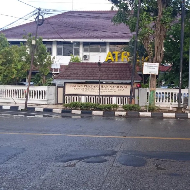 Badan Pertanahan Nasional Kantor Pertanahan Kabupaten Tuban - Tuban, Jawa Timur Badan Pertanahan Nasional Kantor Pertanahan Kabupaten Tuban - Tuban, Jawa Timur