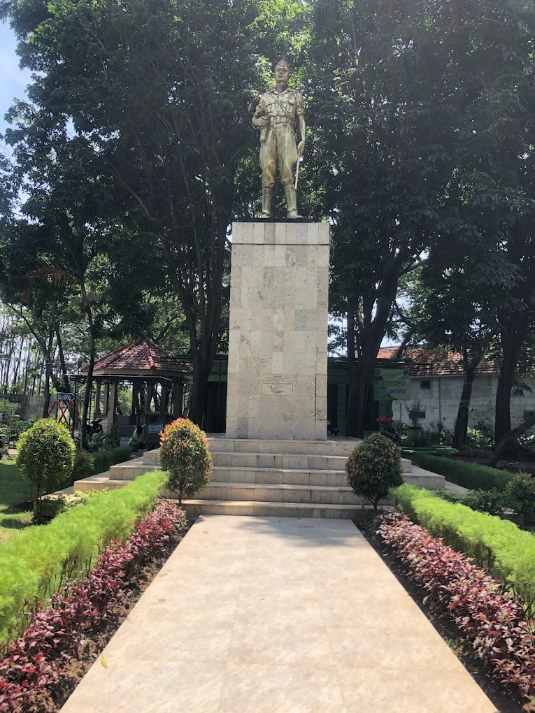 Monumen R. Soejoso Koesoemodipoero - Probolinggo, Jawa Timur