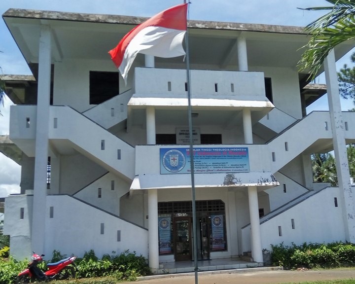 STTI Baptis - Manado, Sulawesi Utara