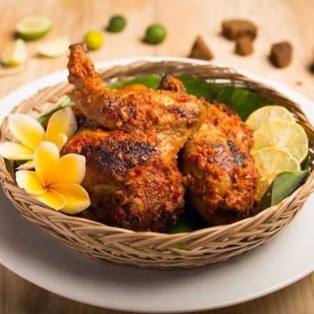 Ayam Bakar Khas Bali - Medan, Sumatera Utara