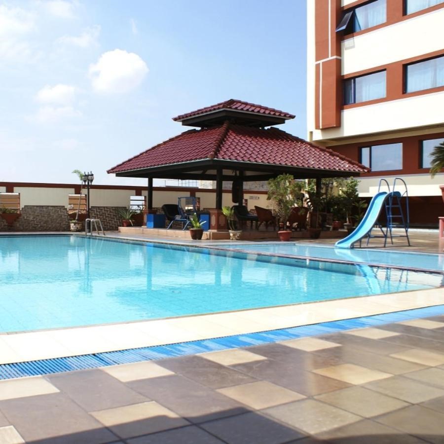 Swimming Pool - Novotel Soechi International Hotel, Medan, Sumatera Utara