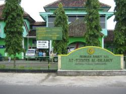 Rumah Sakit At-Turots Al Islamy