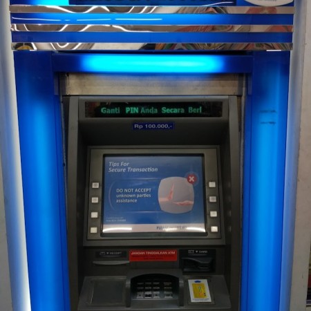 ATM Bank BCA 110V-Alfamart Adisumarmo III - Lokasi Cabang Kab. Sukoharjo, Jawa Tengah