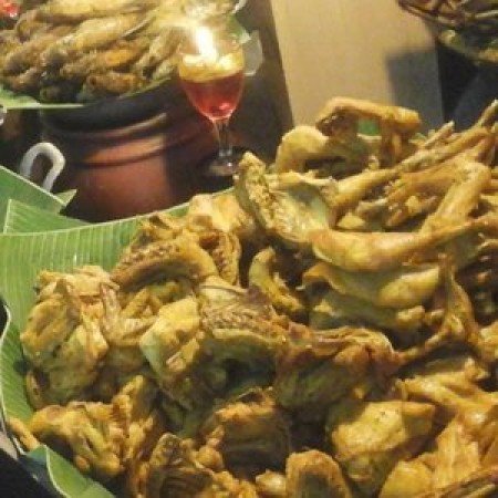 Ayam goreng Priyangan - Surabaya, Jawa Timur