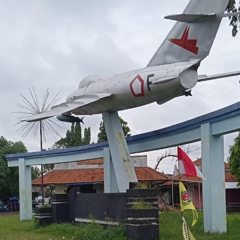 Monumen Pesawat Terbang - Maospati, Magetan, Jawa Timur