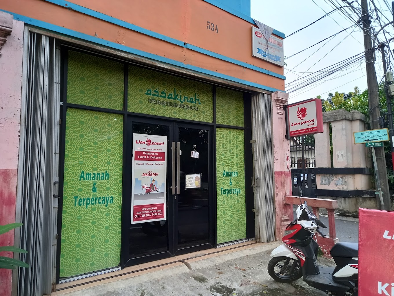 Lion Parcel Roni Cipayung - Jakarta Timur, Dki Jakarta