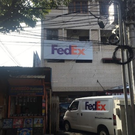 FedEx World Service Center - Manado, Sulawesi Utara