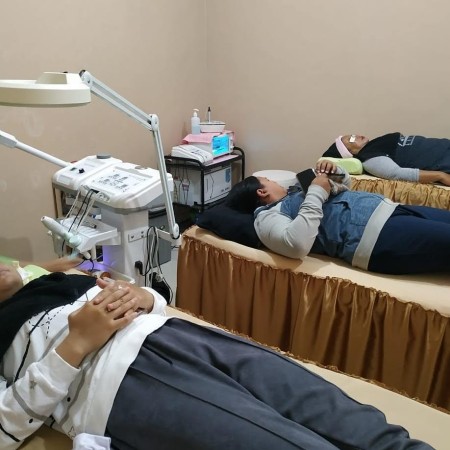 DCA Beauty Clinic - Cirebon, Jawa Barat