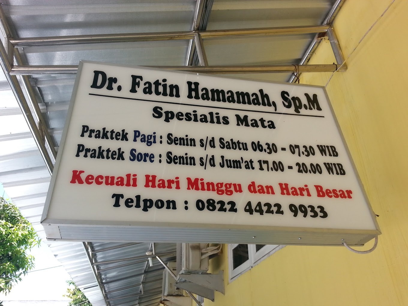 Dr. Fatin Hamamah, SpM - Jombang, Jawa Timur