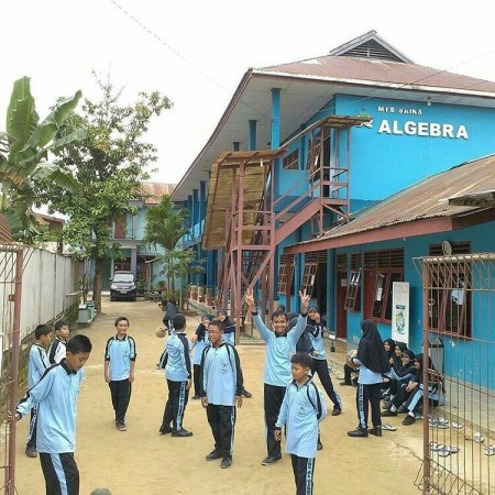 MTs Sains Algebra - Sorong, Papua Barat