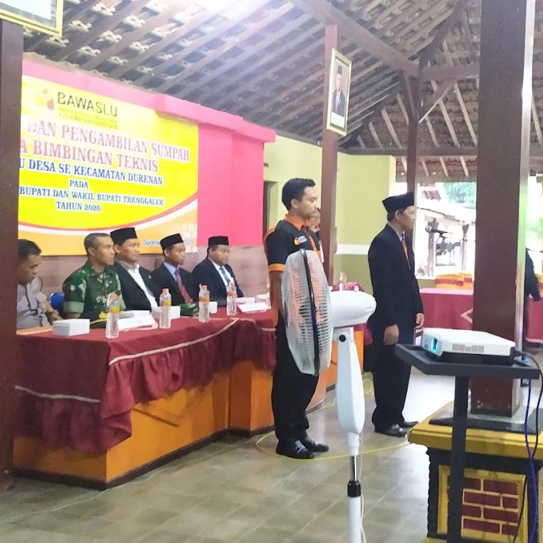 Balai Desa Pandean - Trenggalek, Jawa Timur Balai Desa Pandean - Trenggalek, Jawa Timur