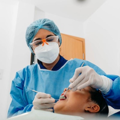 Dentist - Balikpapan, Kalimantan Timur