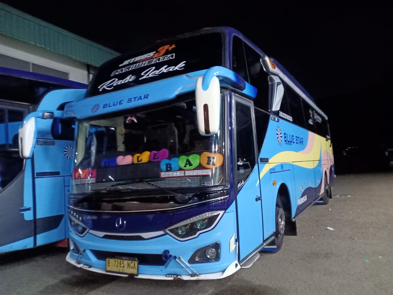 Pool Bus Blue Star Sawangan - Depok, Jawa Barat