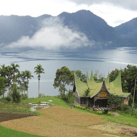 Danau Maninjau - Padang, Sumatera Barat