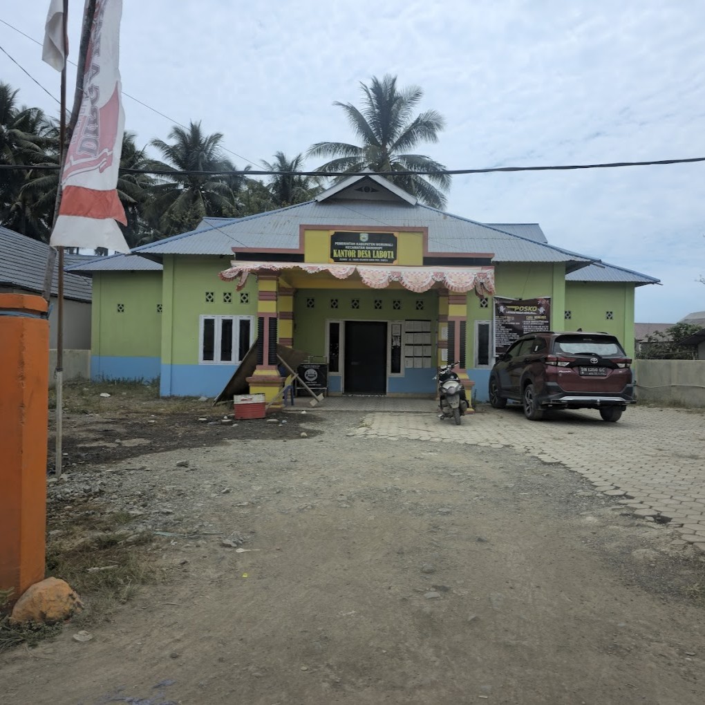 Kantor Desa Labota - Morowali, Sulawesi Tengah Kantor Desa Labota - Morowali, Sulawesi Tengah