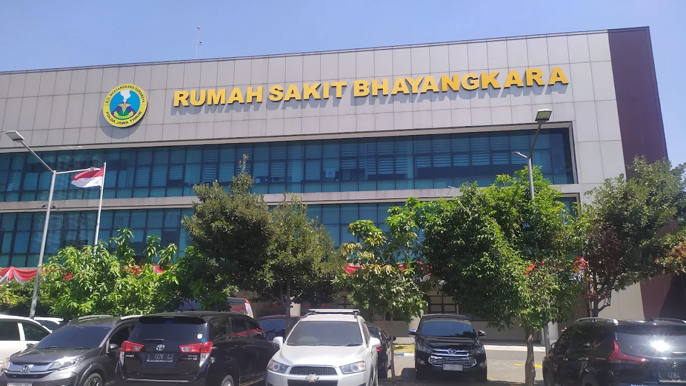 Poli Mata RS Bhayangkara - Surabaya, Jawa Timur