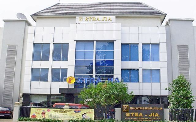 Sekolah Tinggi Ilmu Bahasa Asing Jakarta Internasional - Tangerang Selatan, Banten