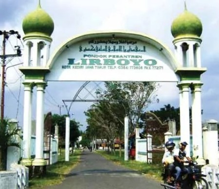 Pondok Pesantren Lirboyo - Kediri, Jawa Timur