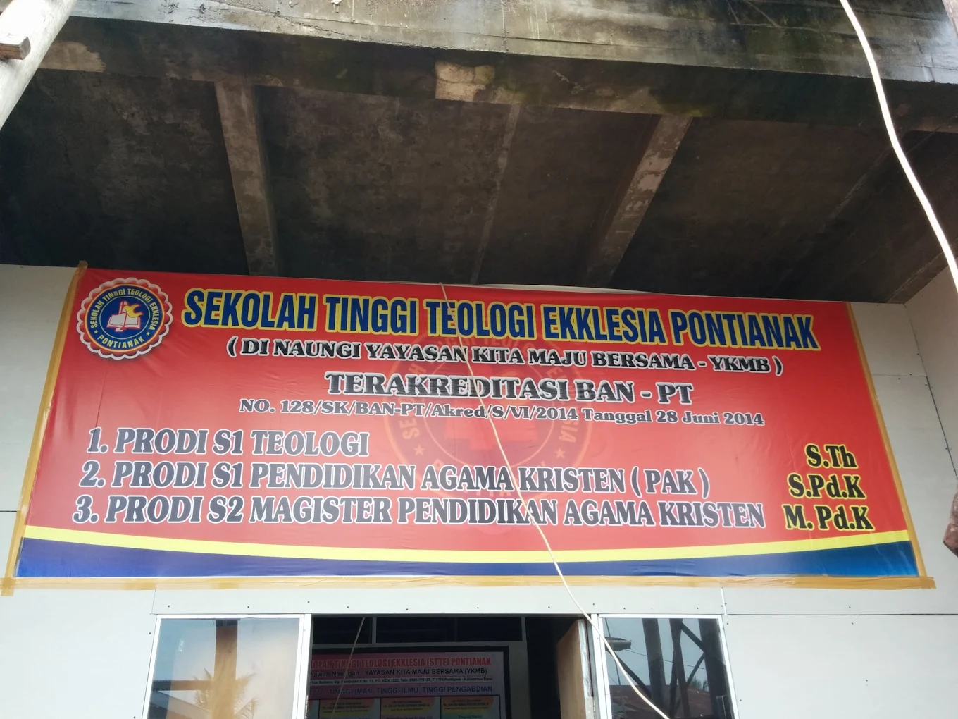 STT EKLESIA - Pontianak, Kalimantan Barat STT EKLESIA - Pontianak, Kalimantan Barat