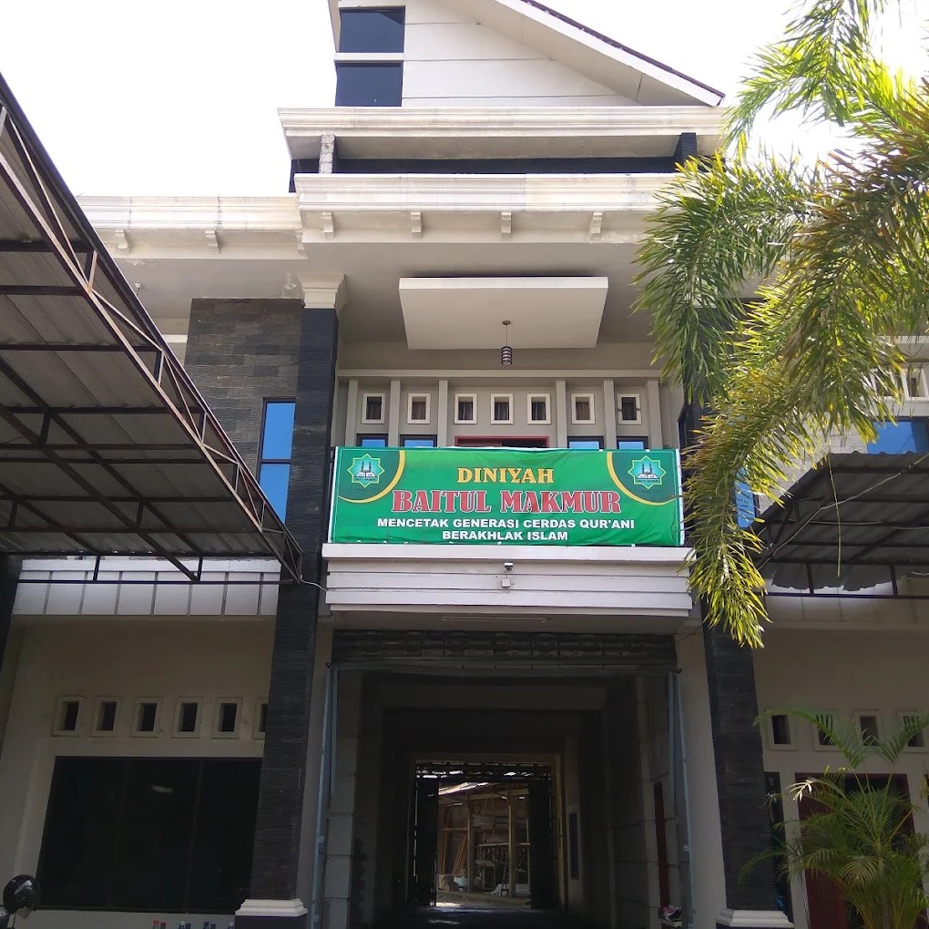 Diniyah Baitul Makmur (Dibama Aikmel) - Lombok Timur, Nusa Tenggara Barat Diniyah Baitul Makmur (Dibama Aikmel) - Lombok Timur, Nusa Tenggara Barat