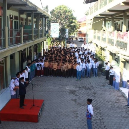 Mts Al-Mahrusiyah Lirboyo Kediri - Kediri, Jawa Timur