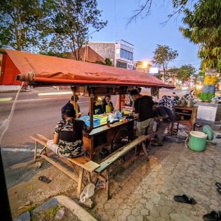 Angkringan Marwoto - Ponorogo, Jawa Timur